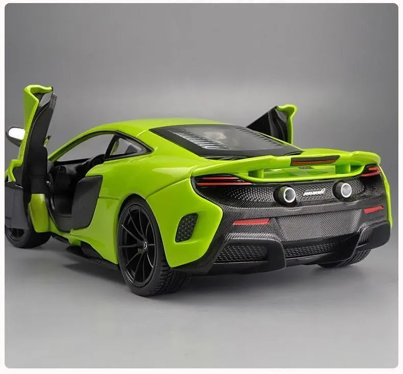 1:24 McLaren 675LT Alloy Model Car