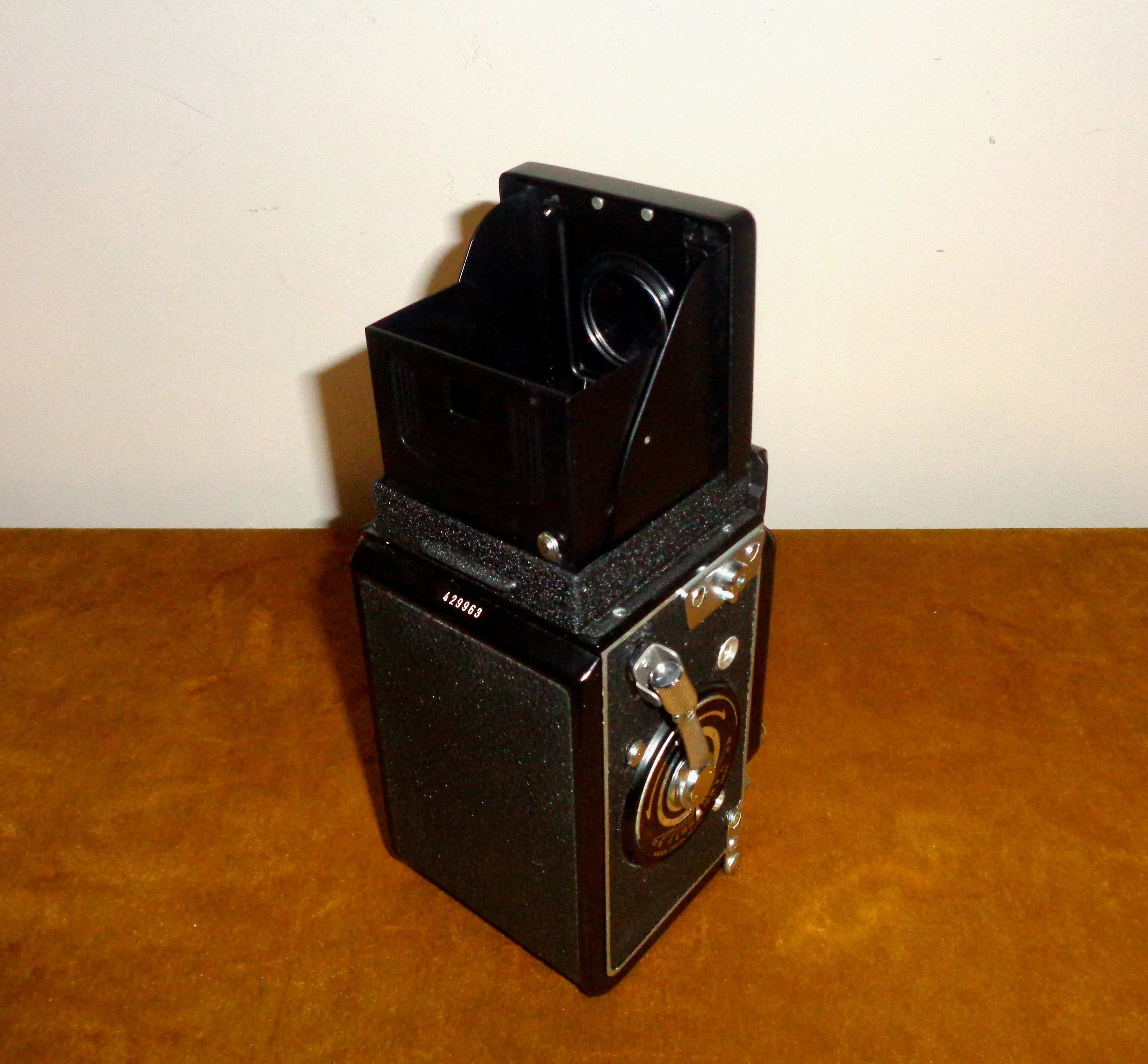 1965 Minolta Autocord Twin Lens Reflex (TLR) Roll Film Camera