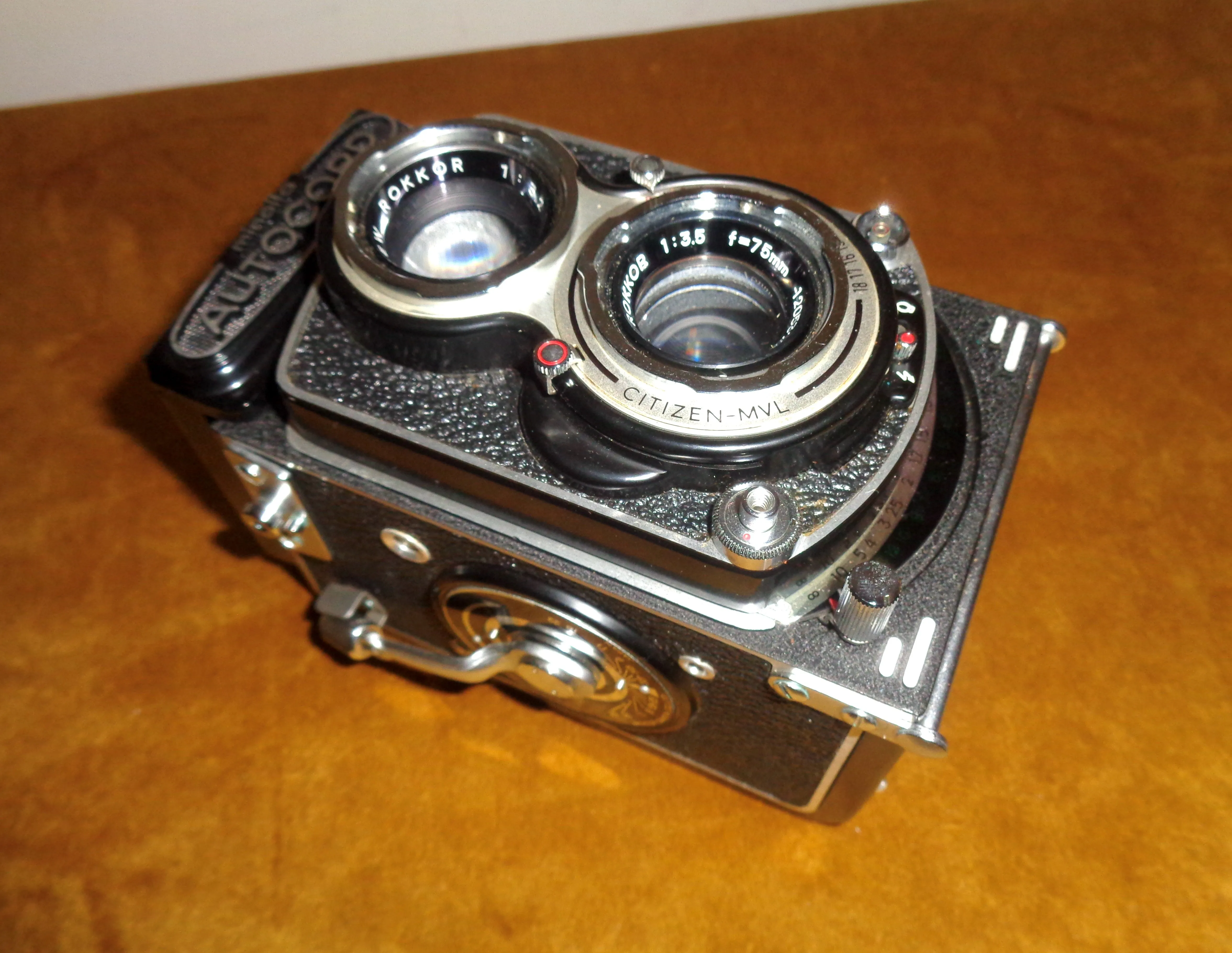 1965 Minolta Autocord Twin Lens Reflex (TLR) Roll Film Camera