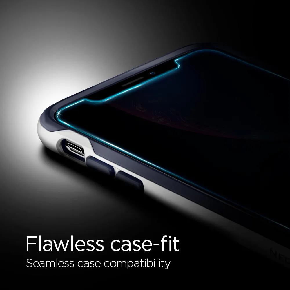 iPhone XS/X Screen Protector EZ FIT GLAS.tR Privacy