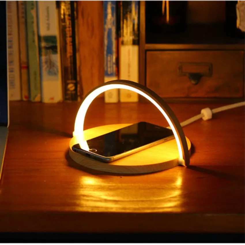 Smart LED Lamp Wireless Charger