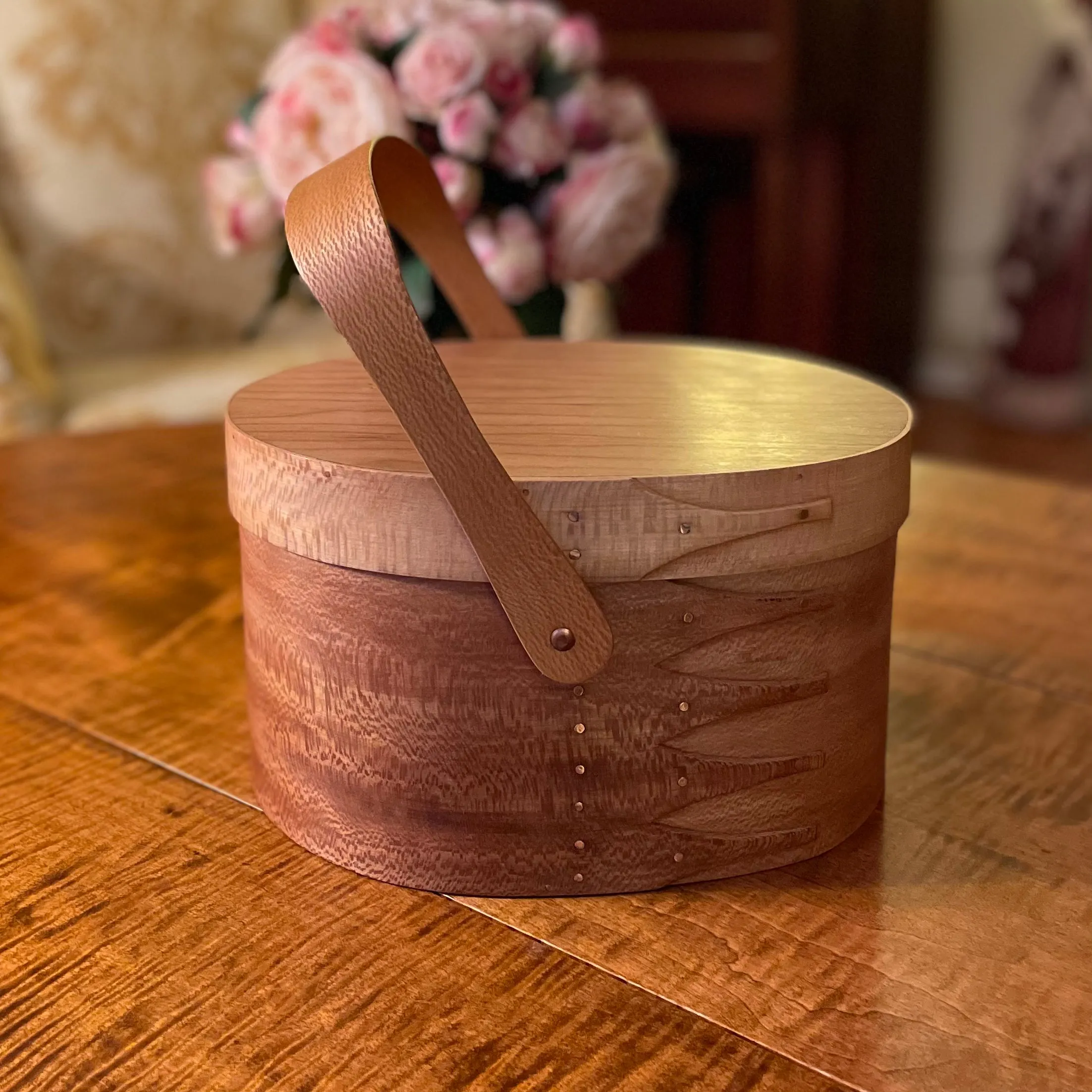 Suffolk Shaker Shop | Shaker Oval #6 Sewing Box in Cherry