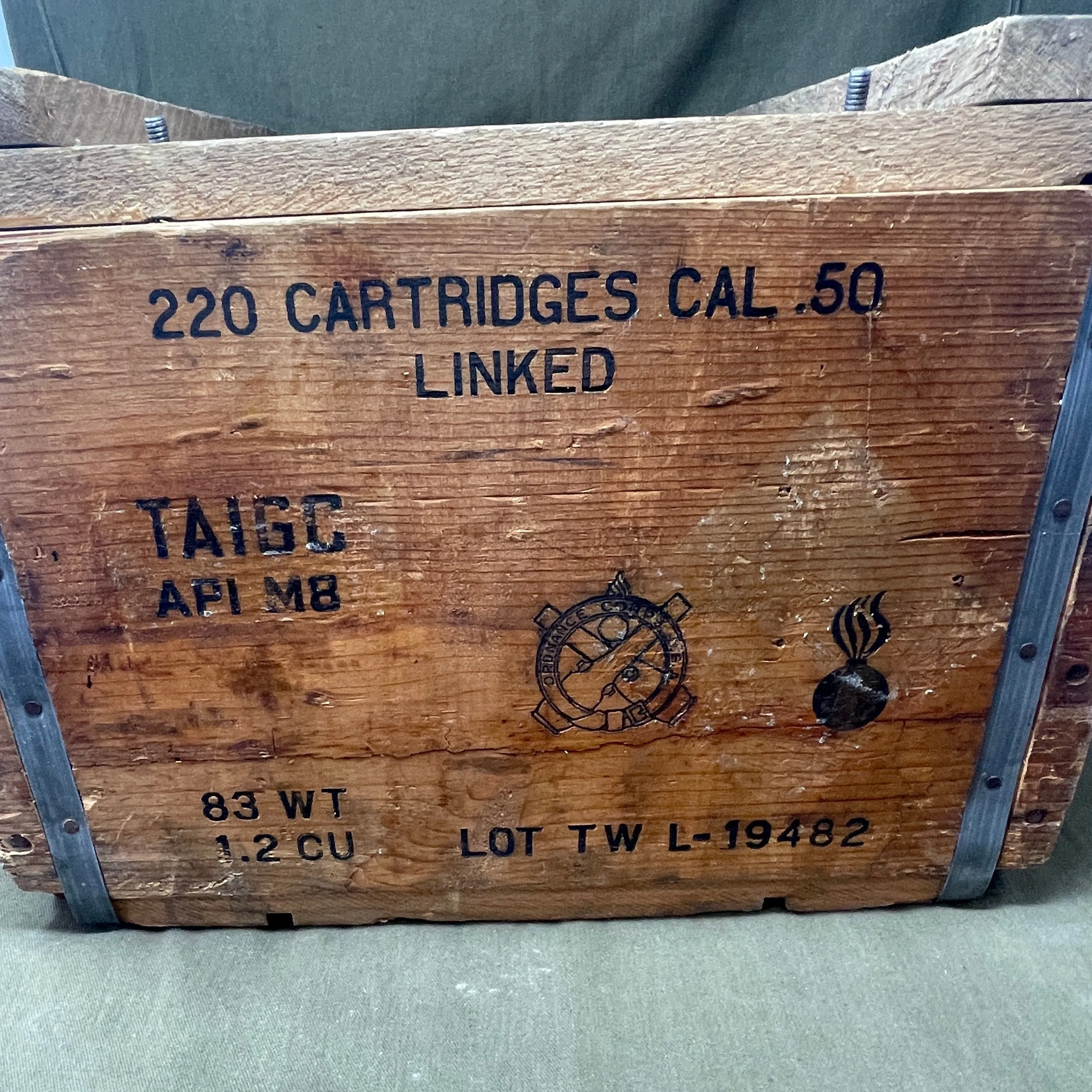 US Army 1948 .50 Cal Wooden Ammunition Box 220 Cartridges